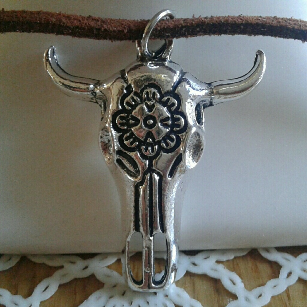 🐂 Steer Skull Necklace